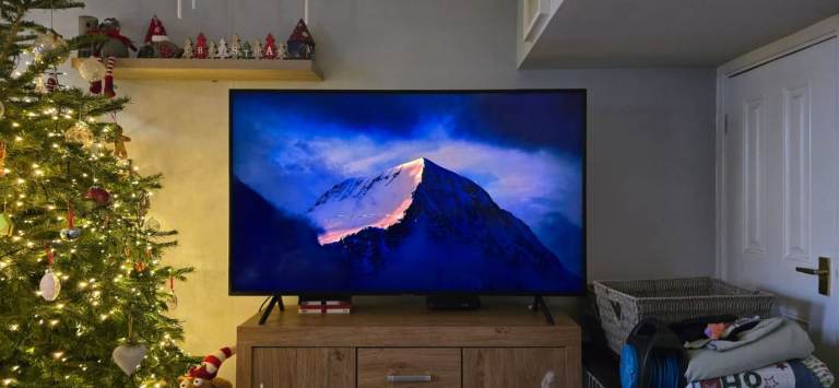 58 inch Samsung 4K UHD Smart TV