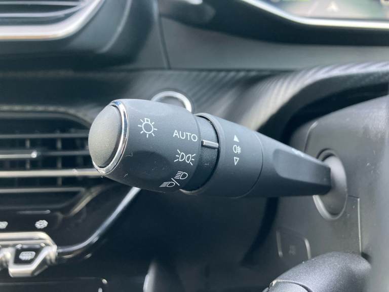 2023 Peugeot 208 1.2 PureTech 100 GT 5dr Hatchback PETROL Manual