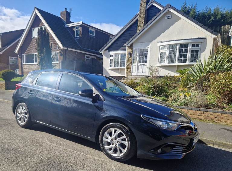Toyota, AURIS, Hatchback, 2015, Manual, 1598 (cc), 5 doors