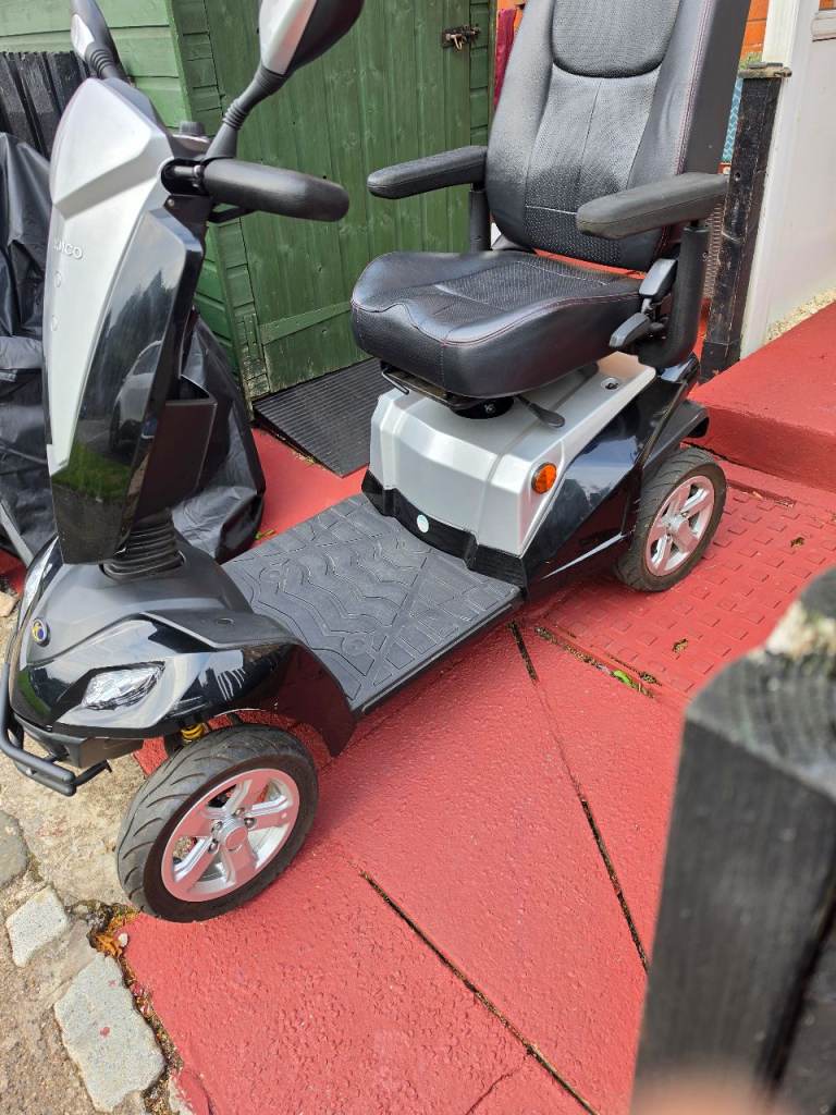 Kymco MaxerMobility Scooter - Black & Silver, Great Condition