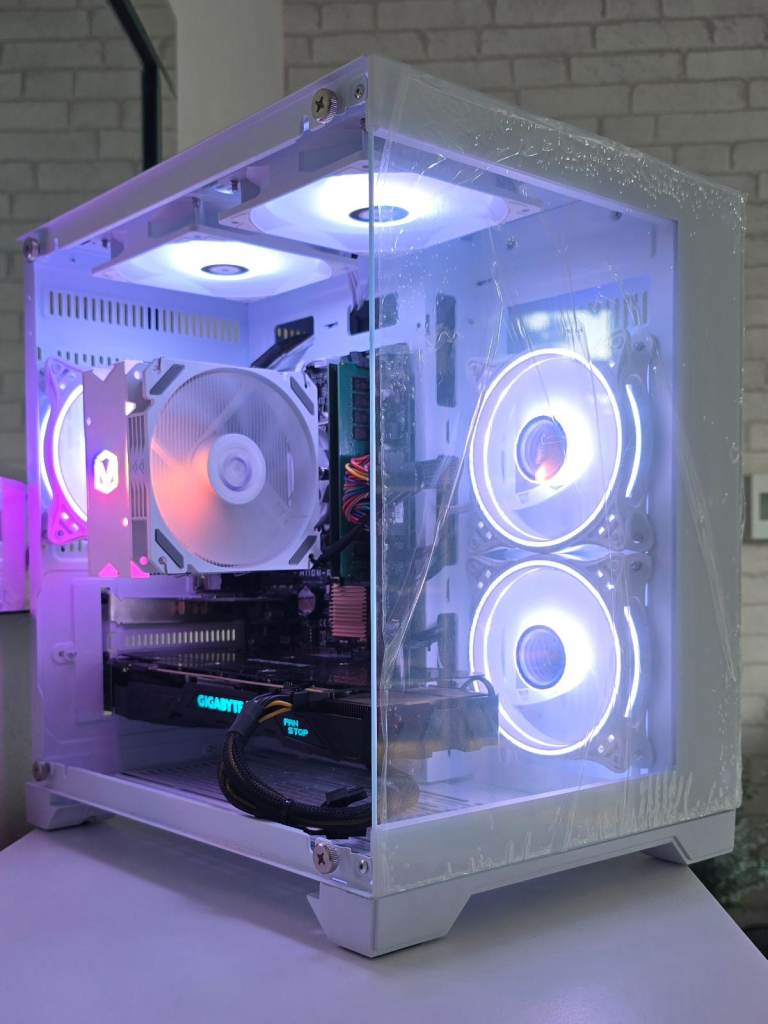 FAST Boxed i7 Gaming PC Win 11 - Refurbished 