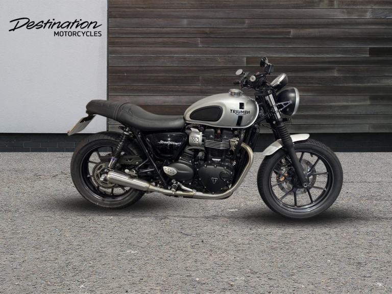 2018 Triumph Bonneville STREET TWIN Petrol silver Manual