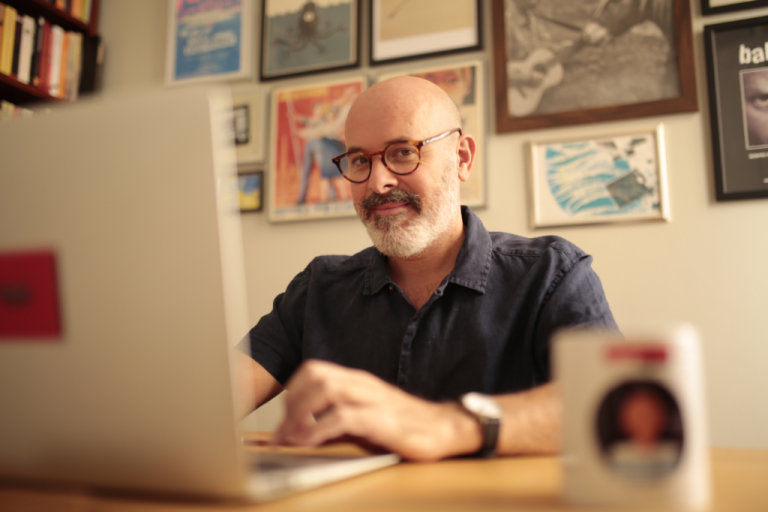 Highly Qualified On-line Spanish Teacher (with 17 years of experience) 