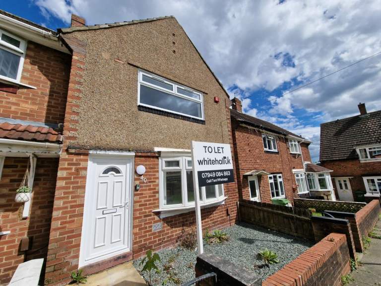 Stunning 2 bedroom house available to rent - Clovelly Road in Hylton Castle 