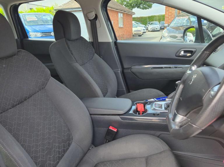 2015 Peugeot 3008 1.6 3008 Active Blue HDi S/S 5dr SUV Diesel Manual