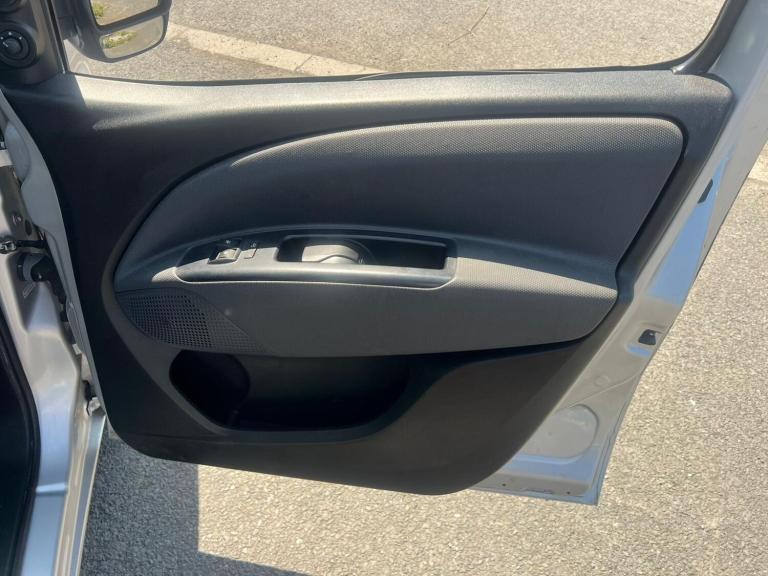 2015 Fiat Doblo 1.3 Multijet 16V SX Van Start Stop PANEL VAN DIESEL Manual