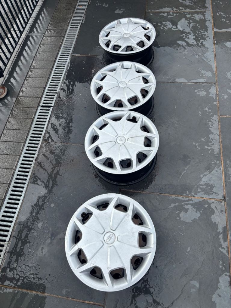 15 inch rim and trim