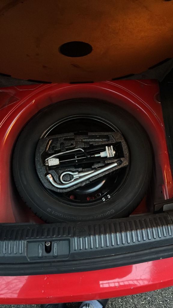 Volkswagen, POLO, Hatchback, 2013, Manual, 1390 (cc), 5 doors