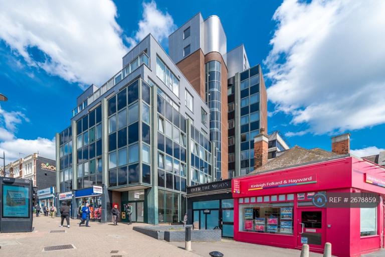 2 bedroom flat in Broadway House, Bromley, BR1 (2 bed) (#2678859)