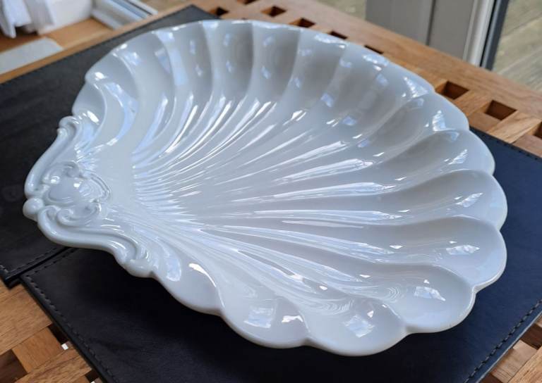 **REDUCED**Vintage 1950's Spode Seashell Serving Dish