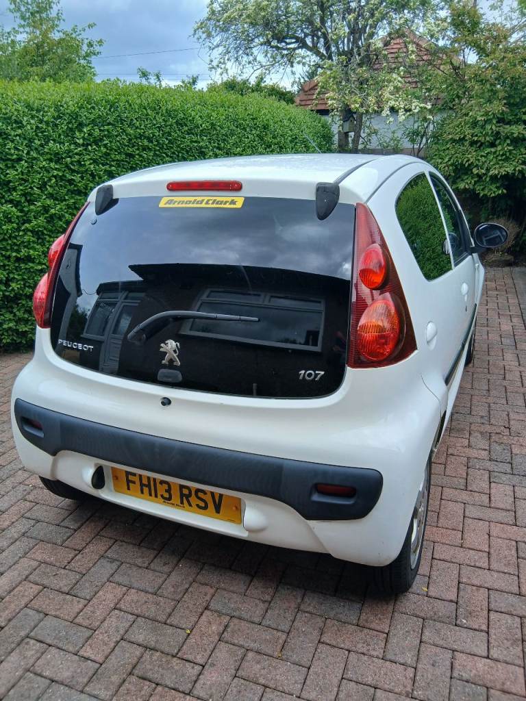Peugeot, 107, Hatchback, 2013, Manual, 998 (cc), 5 doors