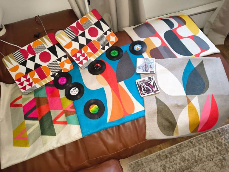 Retro Bundle Cushion Covers Placemats Vinyl Coasters Kahlua Coasters Orange Mug + Picture. NR3 