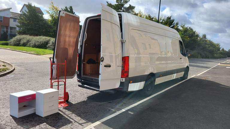 MAN AND VAN SERVICE | FELIXSTOWE