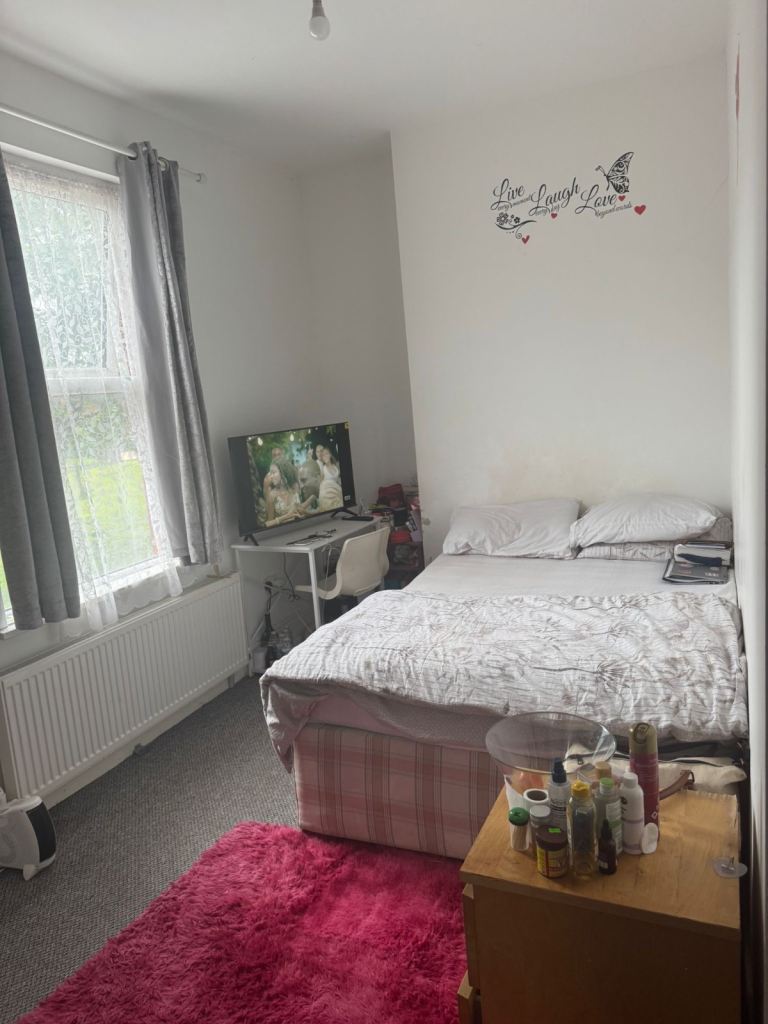 Double room to rent 