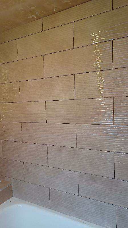 42 ceramic tiles, Beige ripple effect