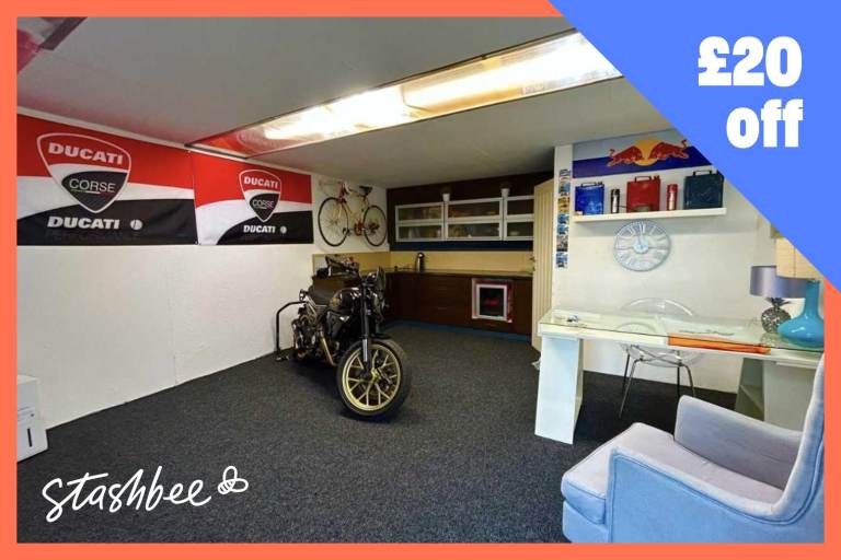 Garage to rent in Sheffield (S7) | Stashbee