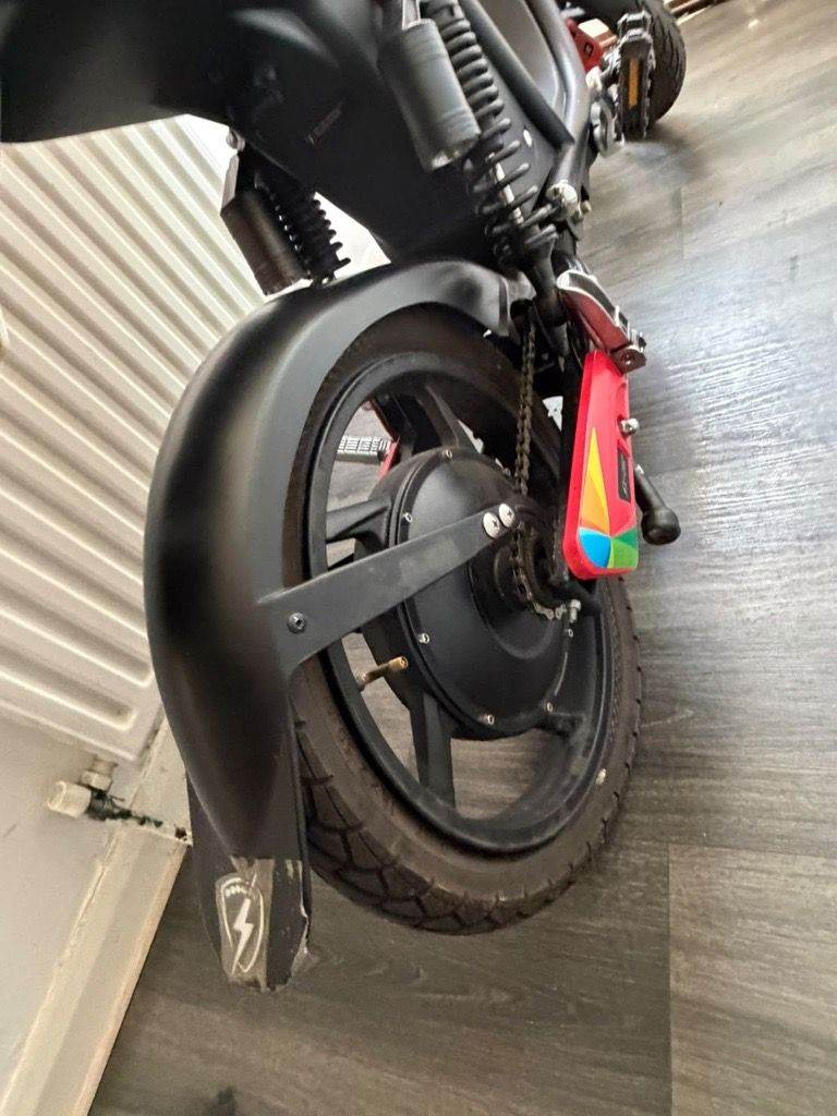  Electric Delivery Bike – 25mph – Includes Helmet, Phone Holder & Delivery Box  