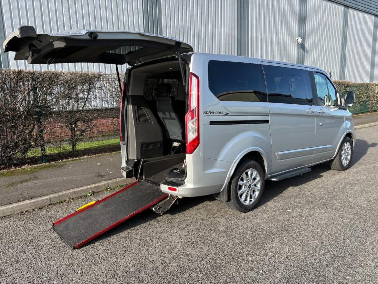 2020 Ford Tourneo Transit Custom Titanium 6 SEAT SATNAV REVERSE CAM NEW WET BELT