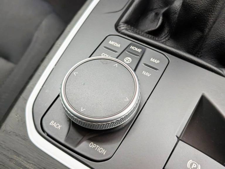 2020 BMW 3 Series 2.0 318d SE Saloon 4dr Diesel Manual Euro 6 (s/s) (150 ps) Saloon Diesel Manual