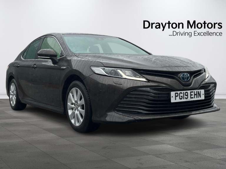 2019 Toyota Camry 2.5 Vvt Hybrid Design Saloon 4dr Petrol CVT Euro 6 (s/s) (218 Ps) SALOON Petrol...