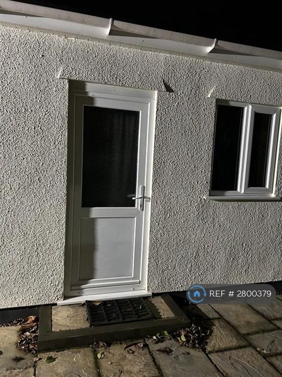 Studio flat in Bristol, Bristol, BS10 (#2800379)