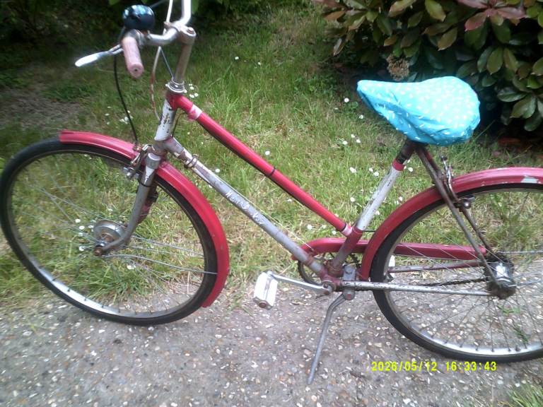 Hercules vintage ladies bike 3 speed bike, Working but sold as spares or repair