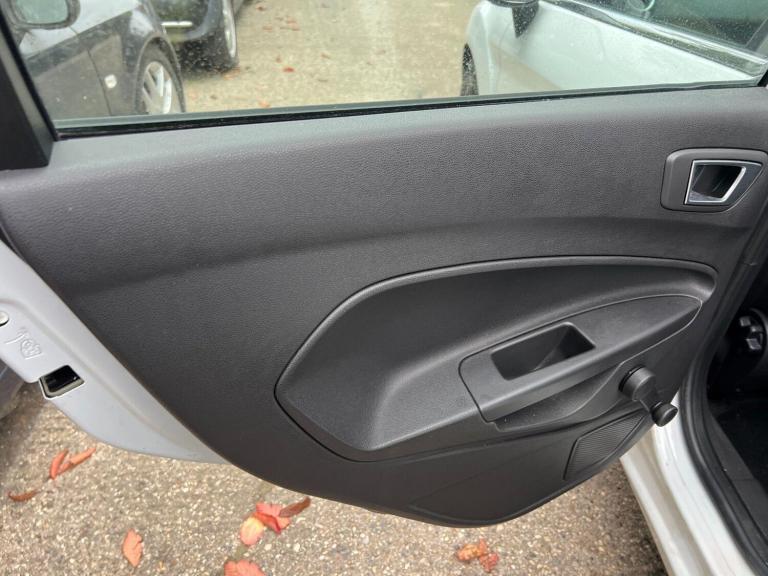 2013 Ford Fiesta 1.0 EcoBoost Zetec 5dr HATCHBACK PETROL Manual