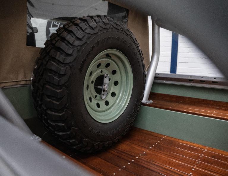 1990 Land Rover Defender 90 2.5 TD5 Pickup 2dr Diesel Manual (120 bhp) Diesel