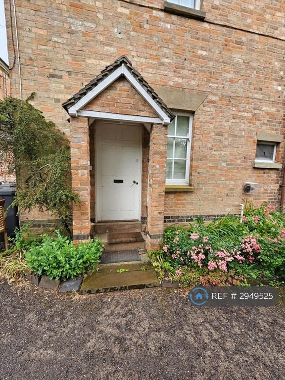2 bedroom flat in Sherbourne Park, Warwick, CV35 (2 bed) (#2949525)