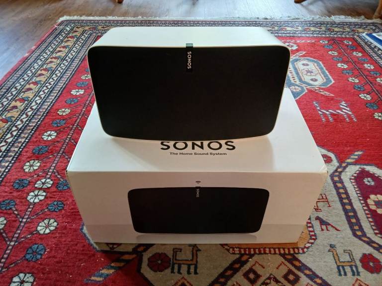 Sonos Play:5 Gemeration 2Wireless Speaker – White, As Good As New