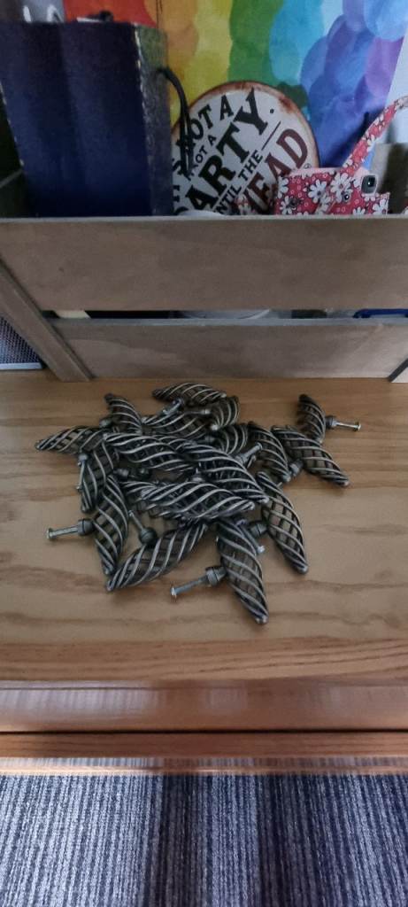 Weathered Nickel Cabinet Hardware Birdcage Knobs x21