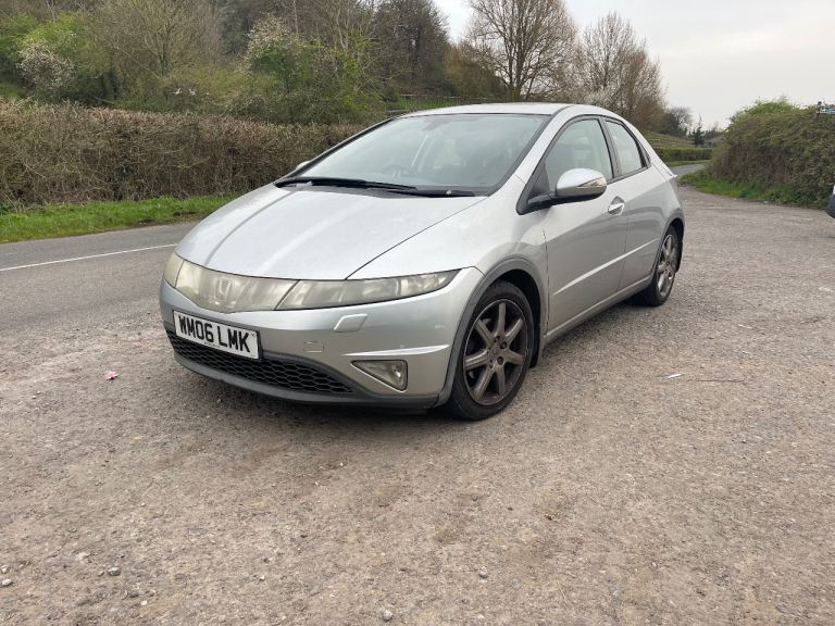 Honda Civic 1.8 V-TEC - 6 months mot 