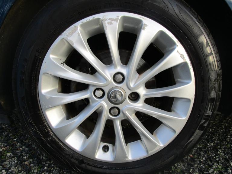 2016 Vauxhall Corsa 1.4 SE 5 door Auto Petrol Automatic HATCHBACK Petrol Automatic