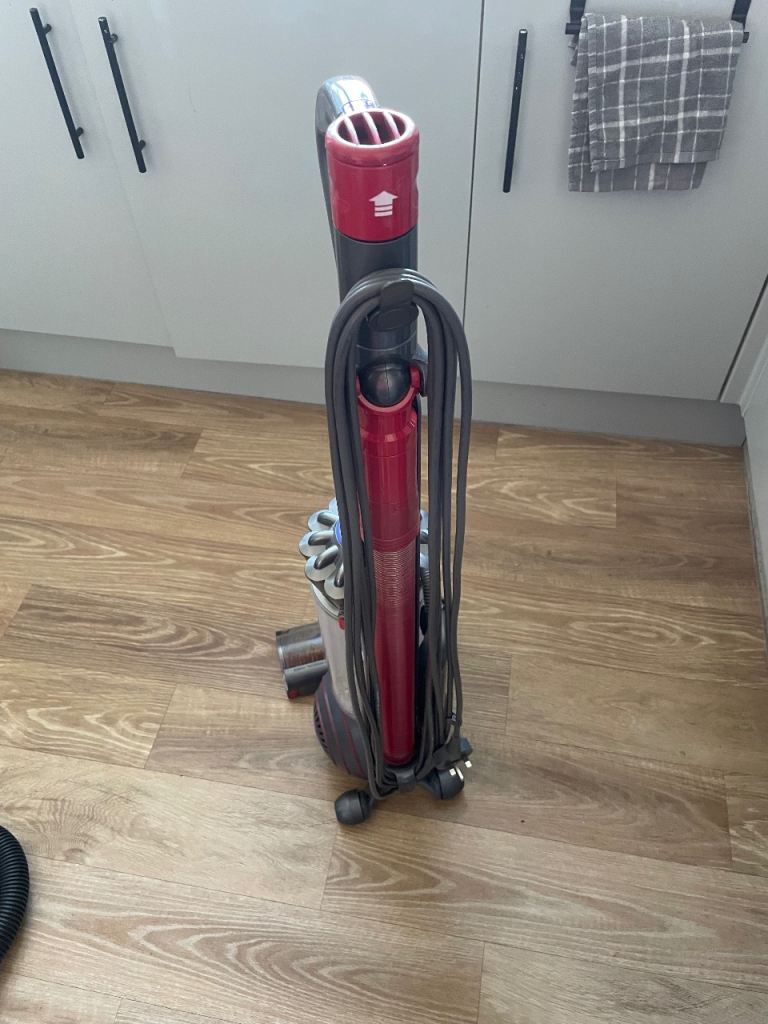 Dyson ball vacuum 