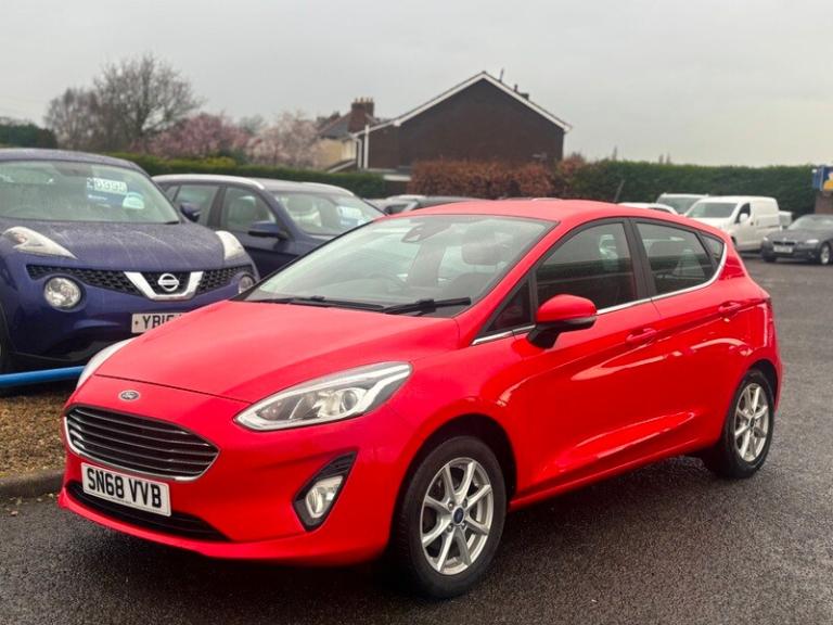 Ford Fiesta ZETEC 5 Door 12 MONTH MOT 6 MONTH WARRANTY PART EXCHANGE AND FINANCE