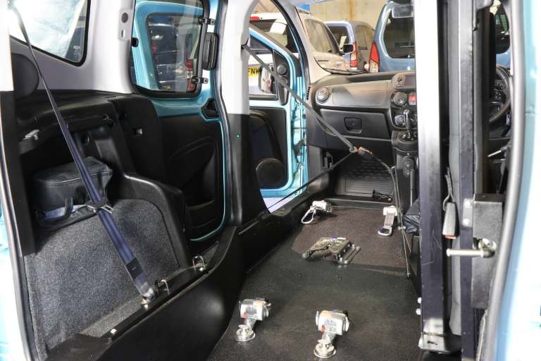 2016 Fiat Qubo Wheelchair Accessible Vehicle Mobility WAV Car Auto Wav MPV Diesel Automatic