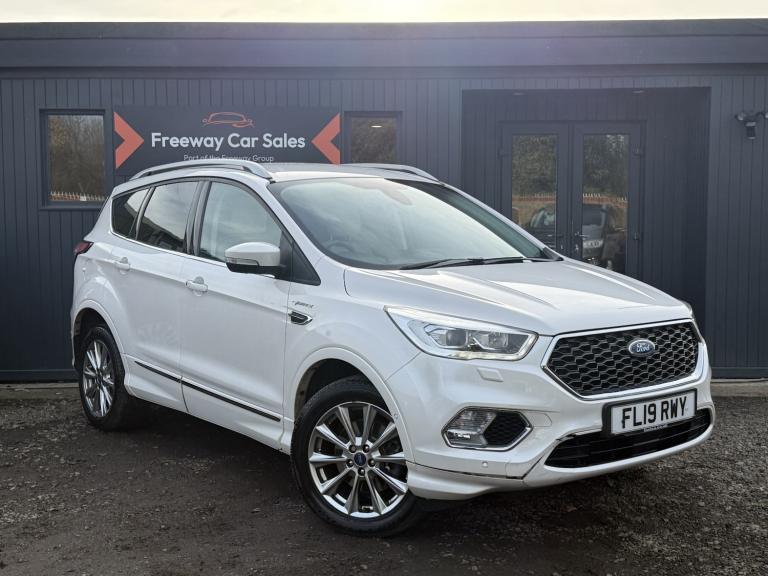FORD KUGA 1.5T EcoBoost Vignale SUV 5dr Petrol Auto AWD Euro 6, Cream Leather,