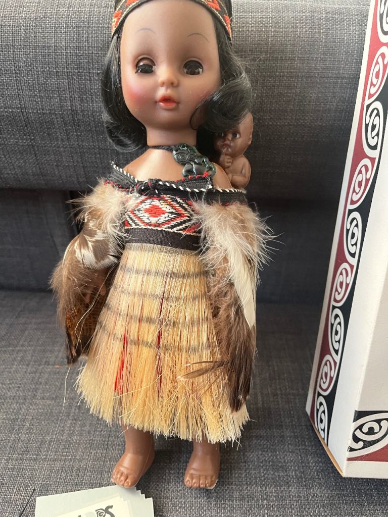 Vintage souvenir dolls 70/80s