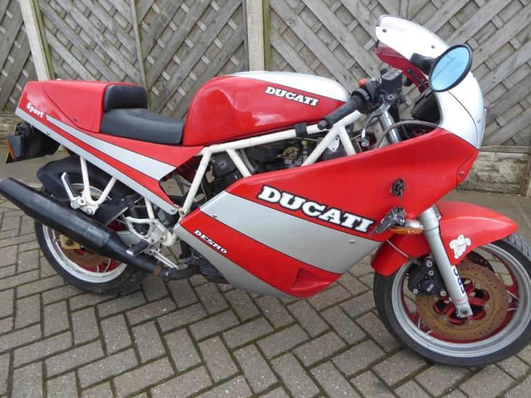 DUCATI 750 SPORT GOT 2 KEYS AND V5