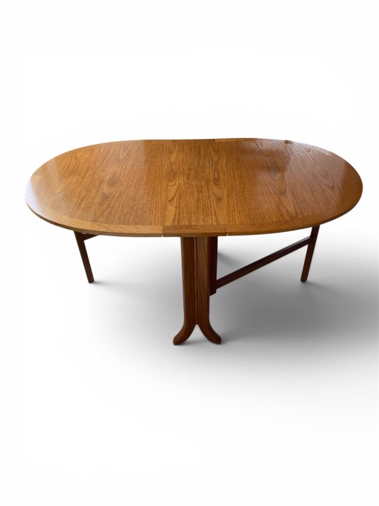 Mid-Century Modern Golden Oak Gateleg Drop-Leaf Dining Table