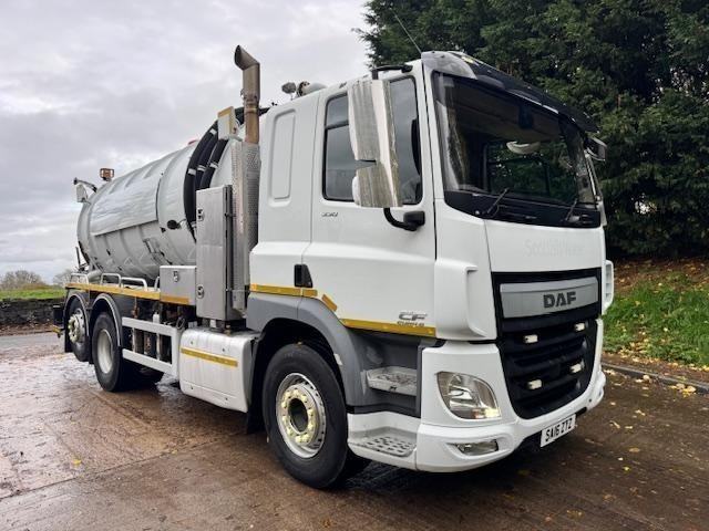 2016 DAF CF 330 Euro 6 6x2 sleeper cab Whale stainless steel 3300gln vac tanker
