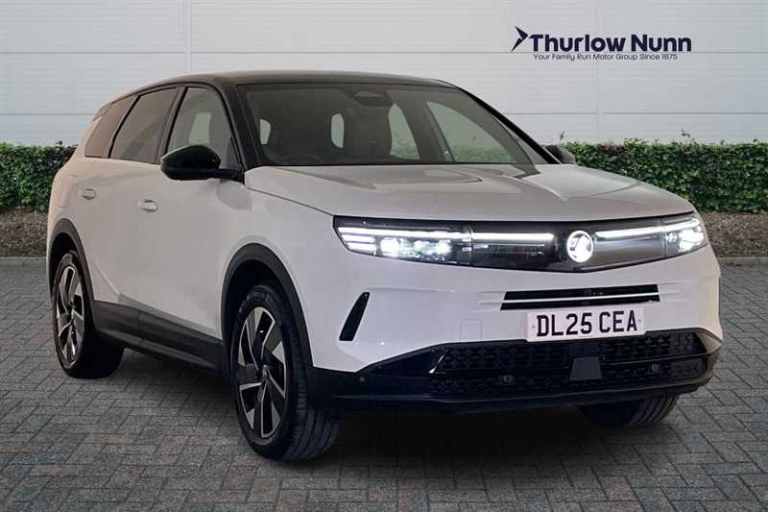 2025 Vauxhall Grandland 1.2 Ultimate SUV 5dr Petrol Hybrid e-DCT Euro 6 (s/s) (136 ps) SUV Hybrid...