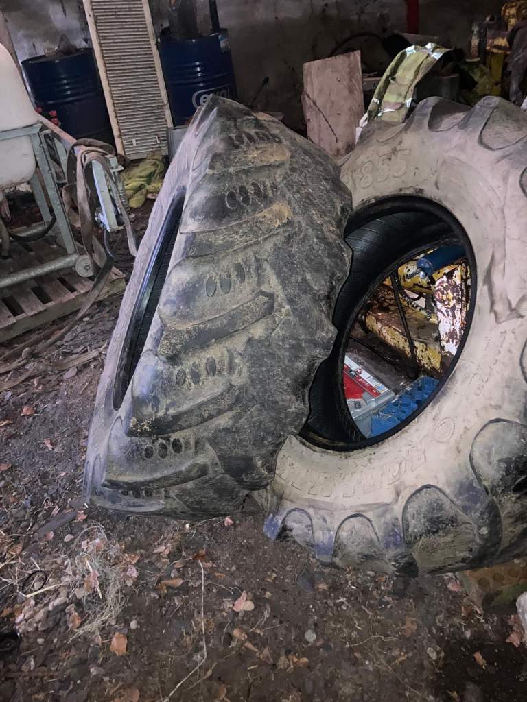 Pair of used tyres for Fiat 110-90 