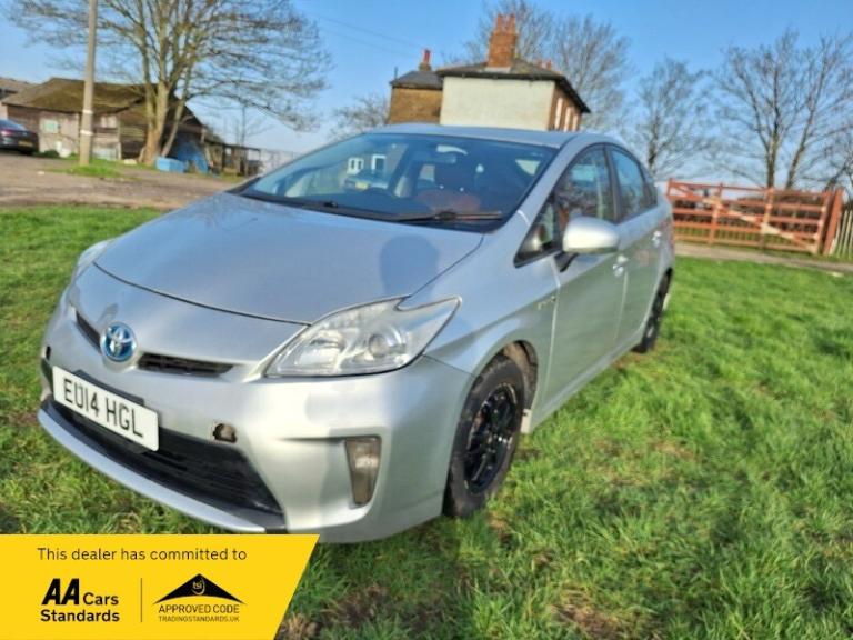 2014 Toyota Prius 1.5 T4 Hatchback 5dr Petrol Hybrid CVT (104 g/km, 76 bhp) HYBRID ELECTRIC Autom...