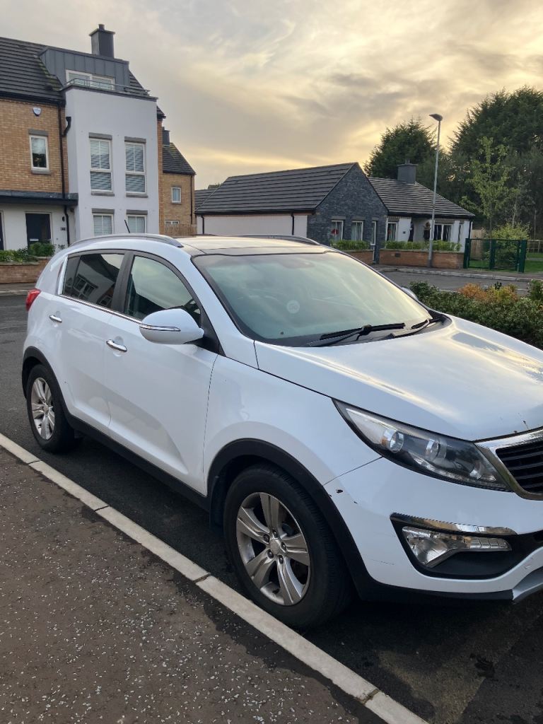 Kia, SPORTAGE, Estate, 2012, Manual, 1685 (cc), 5 doors
