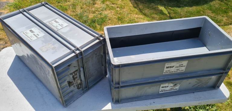 800x400x200mm SUPER STRONG used plastic storage boxes FREE DELIVERY IF 8+
