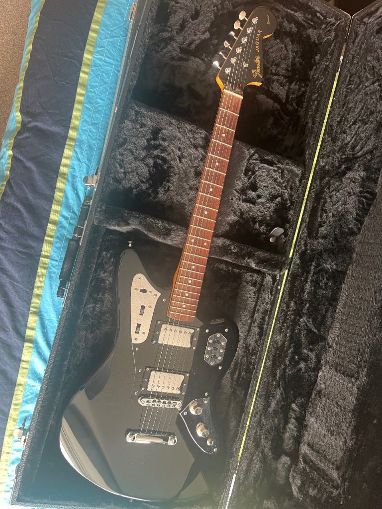 Fender Jaguar Special HH made in Japan electric guitar. 