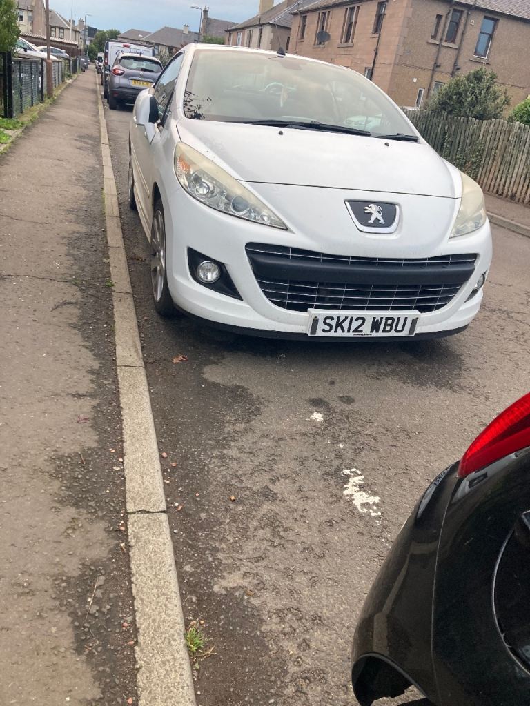 Peugeot, 207, Convertible, 2012, Manual, 1598 (cc), 2 doors