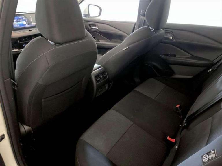 2022 Nissan Qashqai 1.3 DIG-T MHEV N-Connecta Euro 6 (s/s) 5dr Manual SUV Hybrid Manual