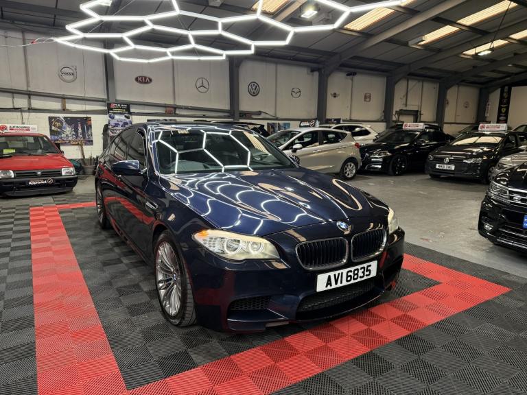 BMW M5 4.4 M5 Saloon 2011